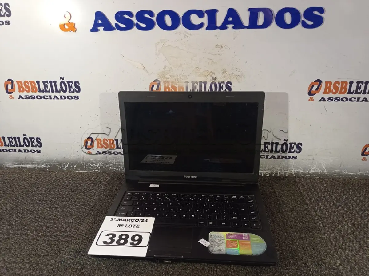 LOTE 389 - 01 NOTEBOOK MARCA POSITIVO. (NO ESTADO) ATENÇÃO! FAZER A VISITAÇÃO ANTES DE ARREMATAR, NÃO SABEMOS SE FUNCIONA. LEILÃO NÃO TEM GARANTIA E NEM DEVOLUÇÃO, SUJEITO A POSSÍVEIS AVARIAS VISÍVEIS/OCULTAS E/OU AUSÊNCIA DE COMPONENTES.