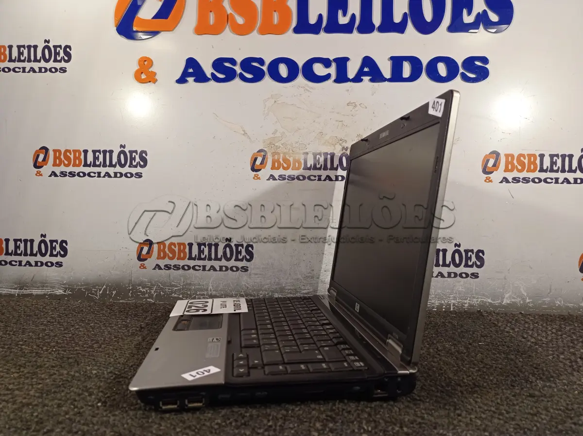 LOTE 026 - 01 NOTEBOOK MARCA HP. (NO ESTADO) ATENÇÃO! FAZER A VISITAÇÃO ANTES DE ARREMATAR, NÃO SABEMOS SE FUNCIONA. LEILÃO NÃO TEM GARANTIA E NEM DEVOLUÇÃO, SUJEITO A POSSÍVEIS AVARIAS VISÍVEIS/OCULTAS E/OU AUSÊNCIA DE COMPONENTES.