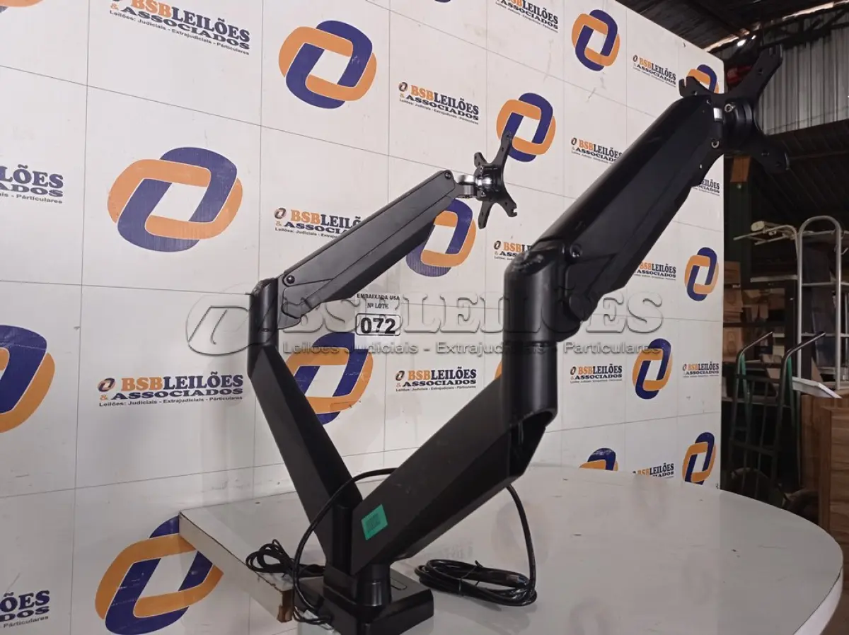 LOTE 072 - 01 SUPORTE PARA MONITORES DUAL. (DESKTOP MONITOR MOUNT – DUAL) (NO ESTADO) 0000003