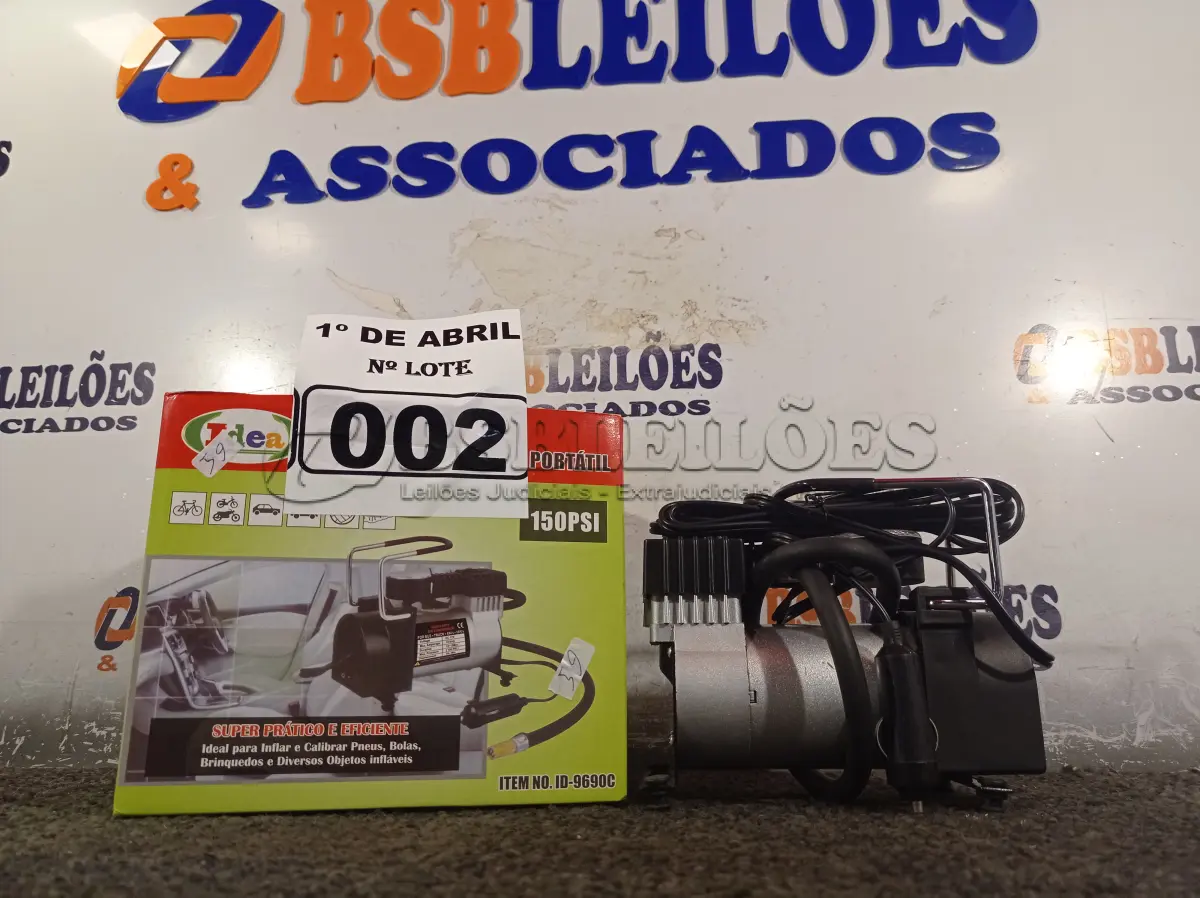 LOTE 002 - 01 COMPRESSOR DE AR PORTÁTIL 12V 150PSI. (NO ESTADO) ATENÇÃO! FAZER A VISITAÇÃO ANTES DE ARREMATAR, NÃO SABEMOS SE FUNCIONA. LEILÃO NÃO TEM GARANTIA E NEM DEVOLUÇÃO, SUJEITO A POSSÍVEIS AVARIAS VISÍVEIS/OCULTAS E/OU AUSÊNCIA DE COMPONENTES.