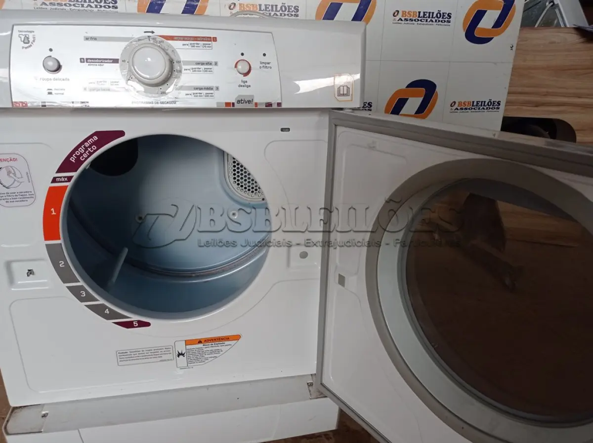 LOTE 051 - 01 SECADORA DE ROUPAS BRASTEMP 220V MODELO: BSR10ABNA. (CLOSTHES DRYER) (NO ESTADO) BH1502X