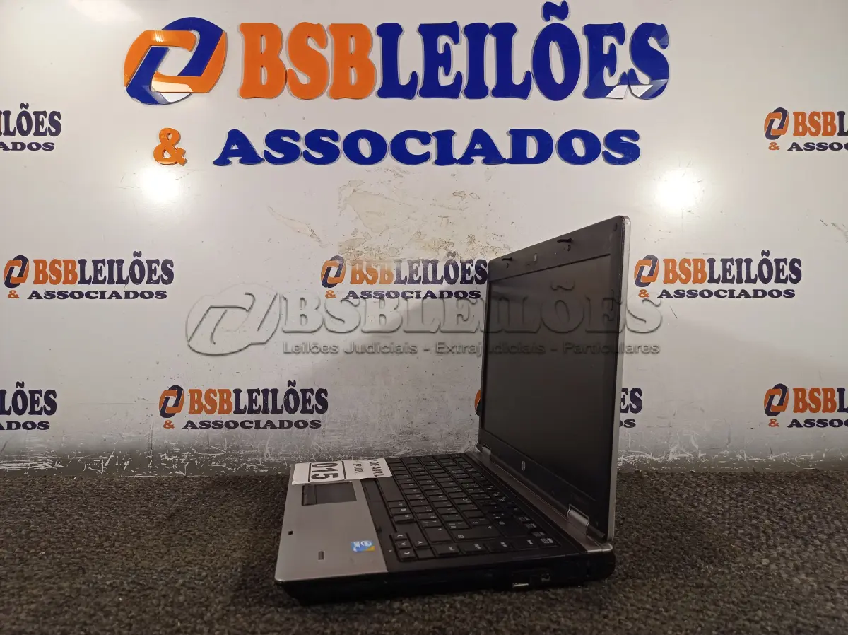 LOTE 015 - 01 NOTEBOOK MARCA HP. (NO ESTADO) ATENÇÃO! FAZER A VISITAÇÃO ANTES DE ARREMATAR, NÃO SABEMOS SE FUNCIONA. LEILÃO NÃO TEM GARANTIA E NEM DEVOLUÇÃO, SUJEITO A POSSÍVEIS AVARIAS VISÍVEIS/OCULTAS E/OU AUSÊNCIA DE COMPONENTES.