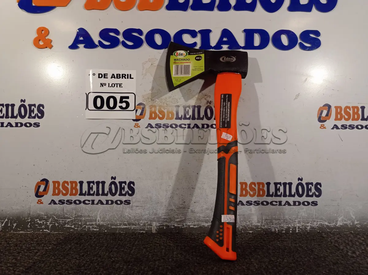 LOTE 005 - 01 MACHADINHA CAÇA E PESCA COM CABO EMBORRACHADO. (NO ESTADO) ATENÇÃO! FAZER A VISITAÇÃO ANTES DE ARREMATAR, NÃO SABEMOS SE FUNCIONA. LEILÃO NÃO TEM GARANTIA E NEM DEVOLUÇÃO, SUJEITO A POSSÍVEIS AVARIAS VISÍVEIS/OCULTAS E/OU AUSÊNCIA DE COMPONENTES.
