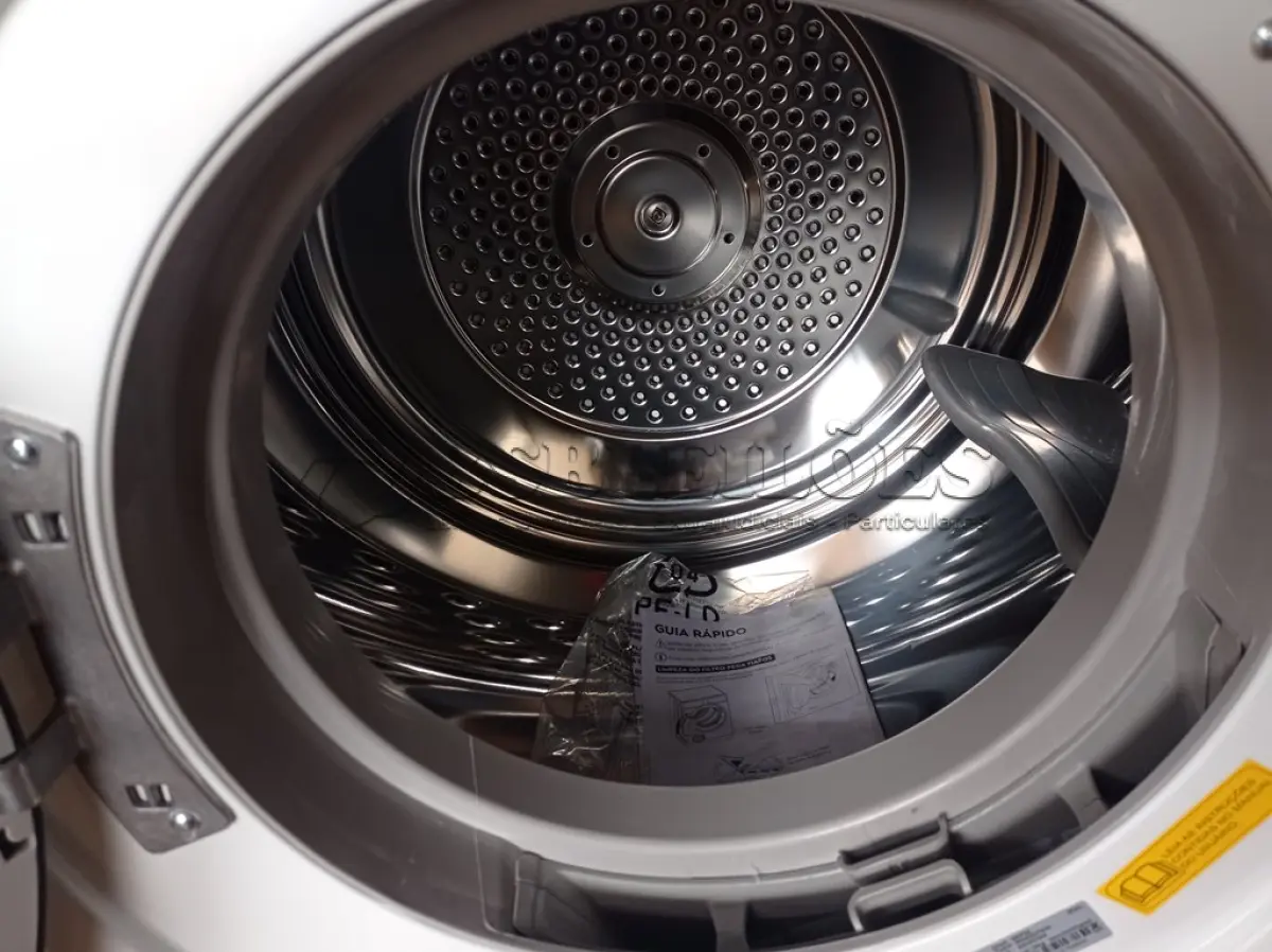 LOTE 049 - 01 SECADORA DE ROUPAS 12 KG ELECTROLUX 220V MODELO: SFP21. (CLOSTHES DRYER) (NO ESTADO) BH1476N