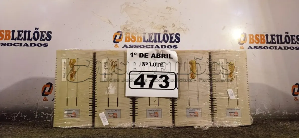 LOTE 473 - 10 POWER D SINE 7001G. (NO ESTADO) ATENÇÃO! FAZER A VISITAÇÃO ANTES DE ARREMATAR, NÃO SABEMOS SE FUNCIONA. LEILÃO NÃO TEM GARANTIA E NEM DEVOLUÇÃO, SUJEITO A POSSÍVEIS AVARIAS VISÍVEIS/OCULTAS E/OU AUSÊNCIA DE COMPONENTES.