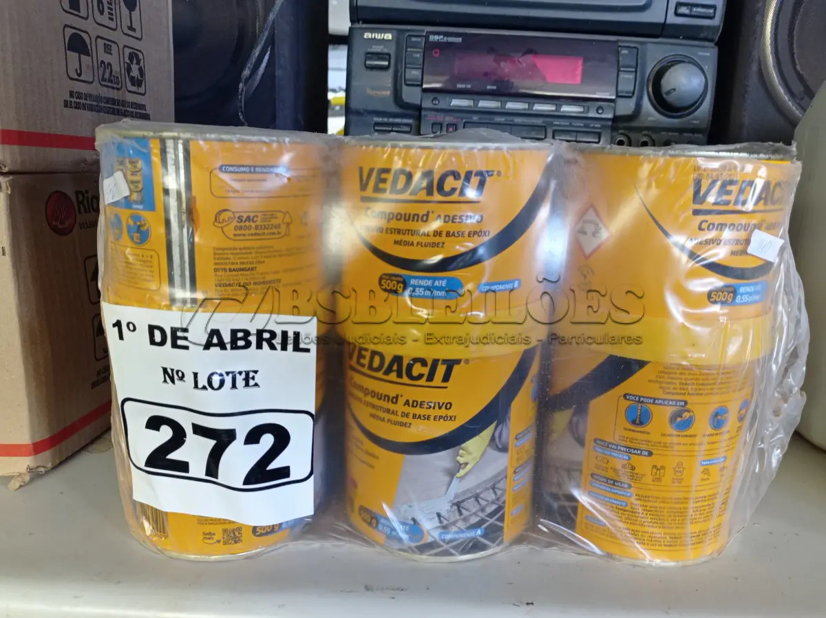 LOTE 272 - 06 LATAS DE ADESIVO ESTRUTURAL DE BASE EPÓXI MÉDIA FLUIDEZ COMPONENTES A+B. (NO ESTADO) ATENÇÃO! FAZER A VISITAÇÃO ANTES DE ARREMATAR, NÃO SABEMOS SE FUNCIONA. LEILÃO NÃO TEM GARANTIA E NEM DEVOLUÇÃO, SUJEITO A POSSÍVEIS AVARIAS VISÍVEIS/OCULTAS E/OU AUSÊNCIA DE COMPONENTES.