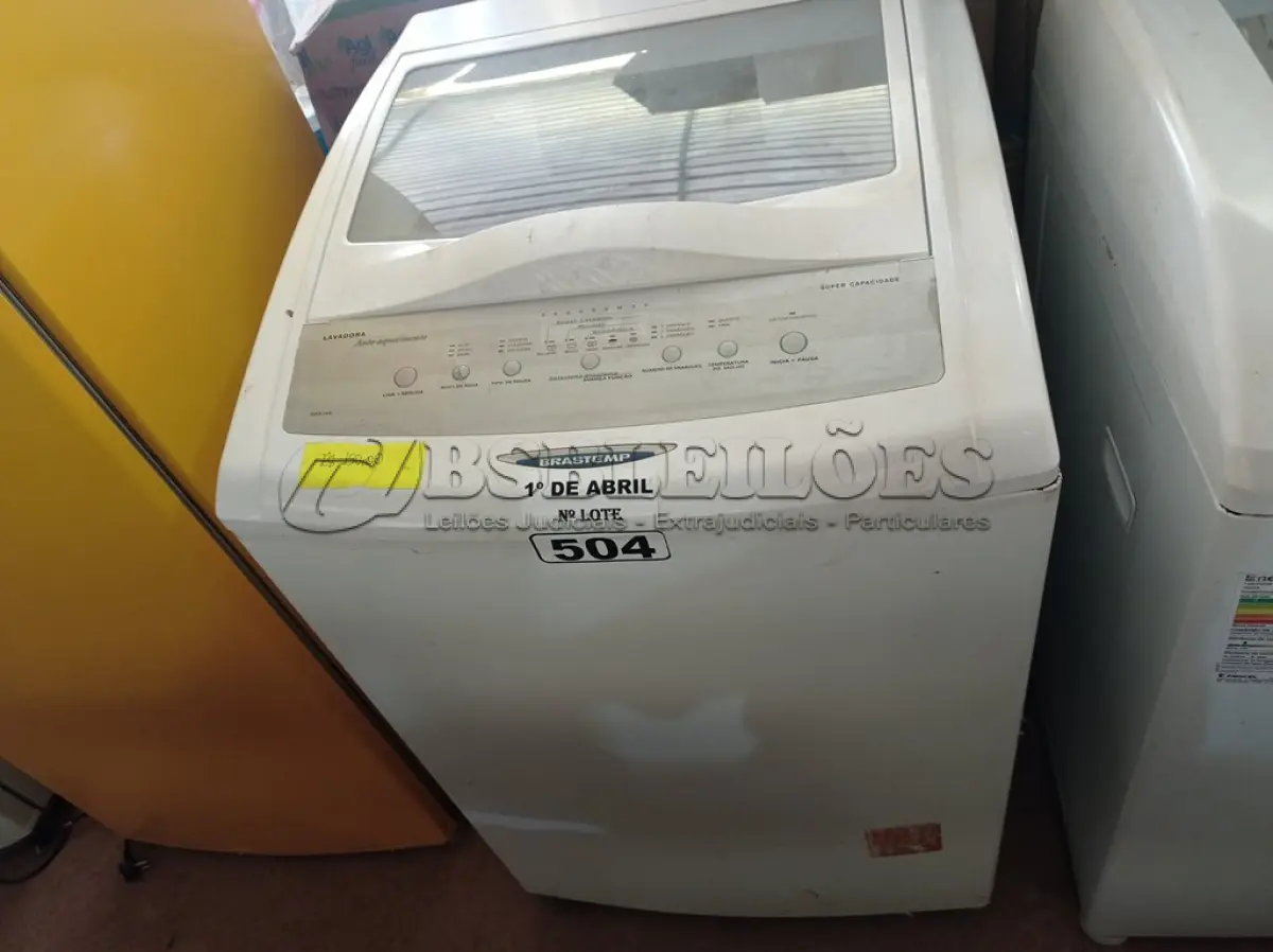 LOTE 504 - 01 LAVADORA AUTO AQUECIMENTO MARCA BRASTEMP 127V. (NO ESTADO) ATENÇÃO! FAZER A VISITAÇÃO ANTES DE ARREMATAR, NÃO SABEMOS SE FUNCIONA. LEILÃO NÃO TEM GARANTIA E NEM DEVOLUÇÃO, SUJEITO A POSSÍVEIS AVARIAS VISÍVEIS/OCULTAS E/OU AUSÊNCIA DE COMPONENTES.