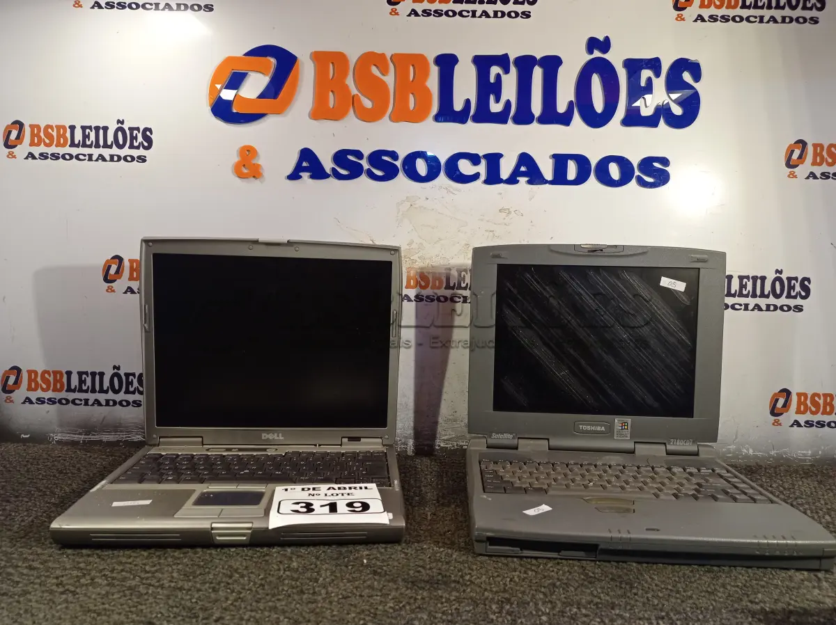 LOTE 319 - 02 NOTEBOOK’S MARCAS E MODELOS DIVERSOS. (NO ESTADO) ATENÇÃO! FAZER A VISITAÇÃO ANTES DE ARREMATAR, NÃO SABEMOS SE FUNCIONA. LEILÃO NÃO TEM GARANTIA E NEM DEVOLUÇÃO, SUJEITO A POSSÍVEIS AVARIAS VISÍVEIS/OCULTAS E/OU AUSÊNCIA DE COMPONENTES.