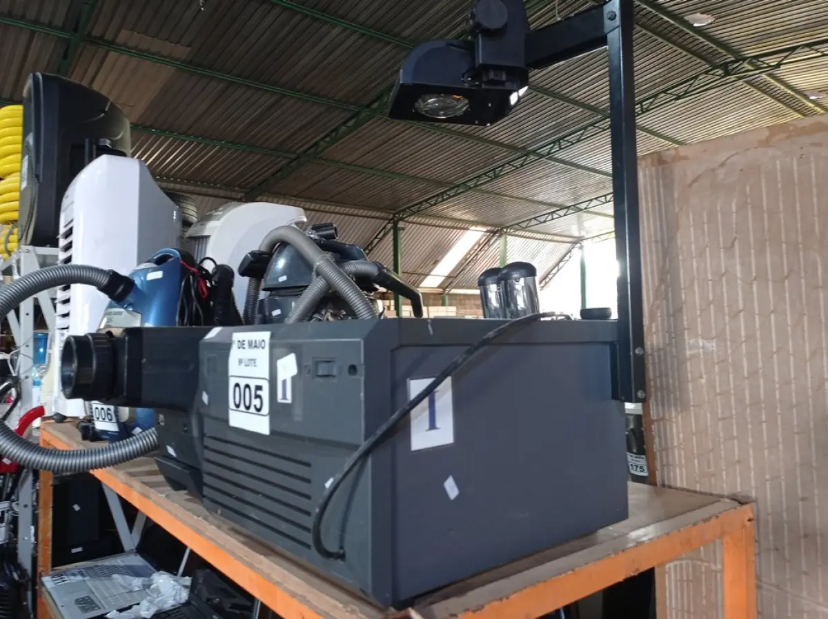 LOTE 005