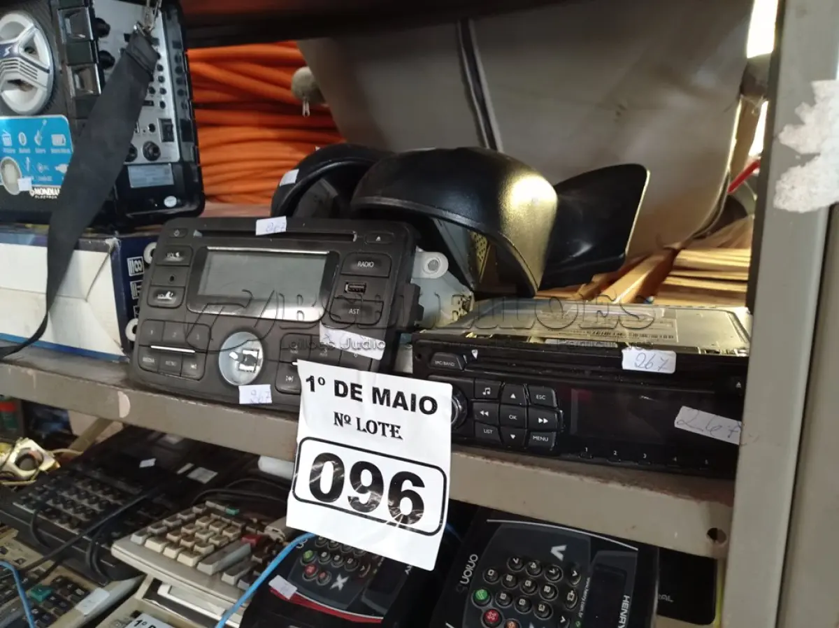 LOTE 096