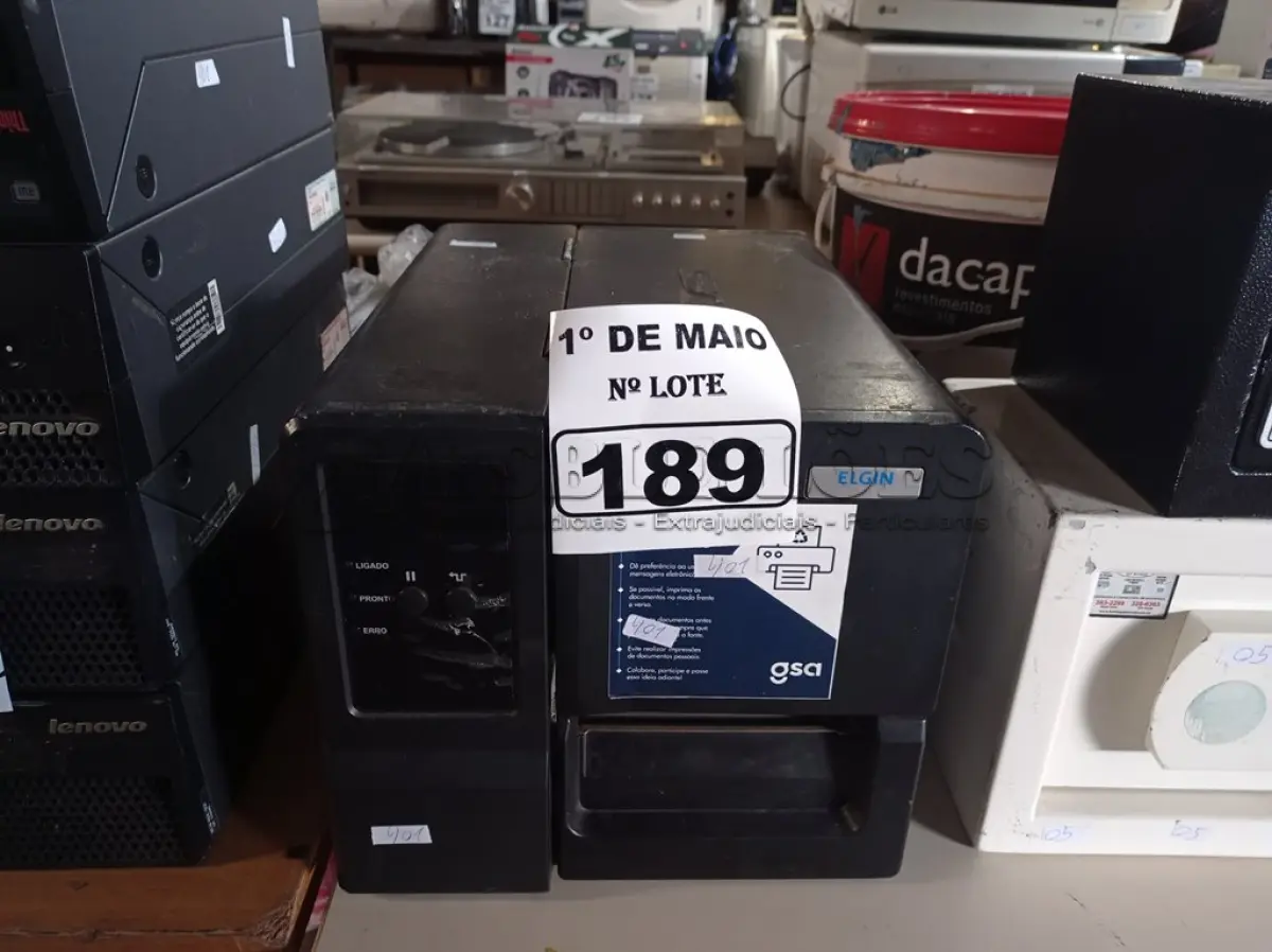 LOTE 189 - 01 IMPRESSORA DE ETIQUETAS MARCA ELGIN. (NO ESTADO) ATENÇÃO! FAZER A VISITAÇÃO ANTES DE ARREMATAR, NÃO SABEMOS SE FUNCIONA. LEILÃO NÃO TEM GARANTIA E NEM DEVOLUÇÃO, SUJEITO A POSSÍVEIS AVARIAS VISÍVEIS/OCULTAS E/OU AUSÊNCIA DE COMPONENTES.