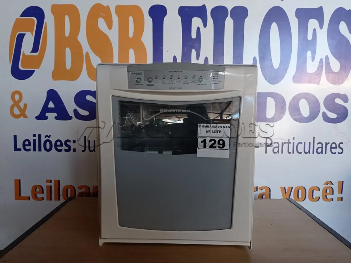 LOTE 129 - 01 LAVA LOUÇAS BRASTEMP 220V. (NO ESTADO) AV9945M