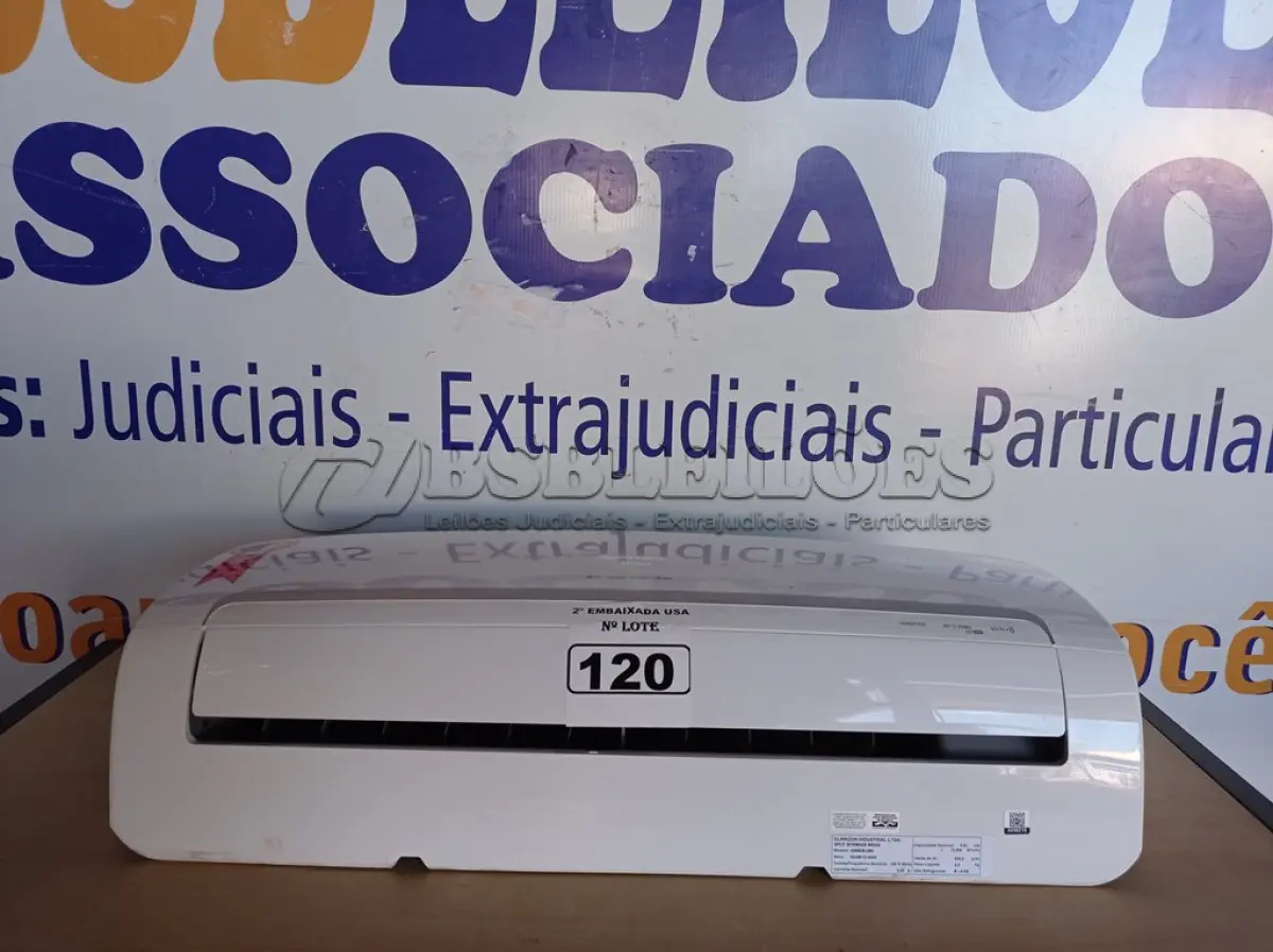 LOTE 120 - 01 EVAPORADORA DE AR INVERTER COM WIFI DE 12000BTUS SEM CONTROLE MARCA SPRINGER. (NO ESTADO) AV9821S