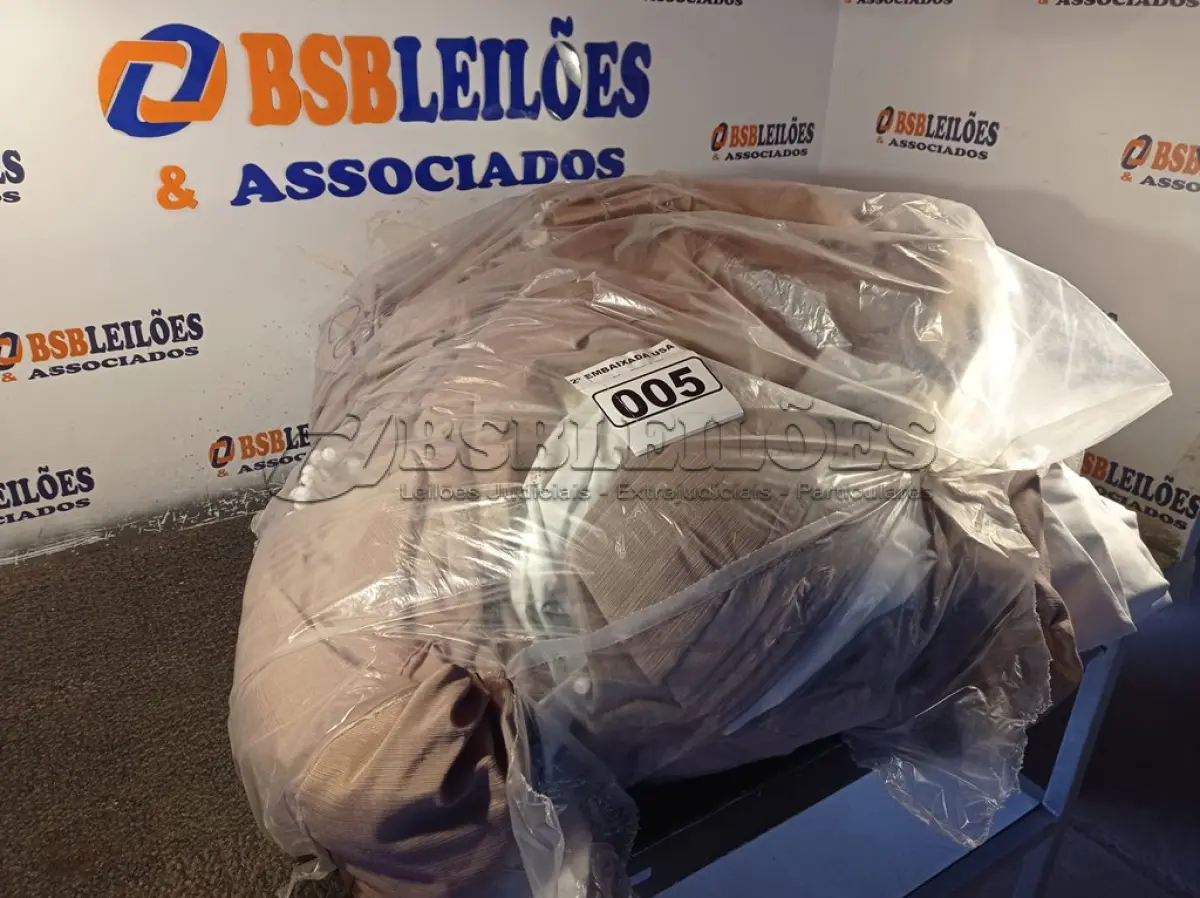 LOTE 005 - 01 SACO DE CORTINAS. (SACK WITH CURTAINS). (NO ESTADO) 0000007