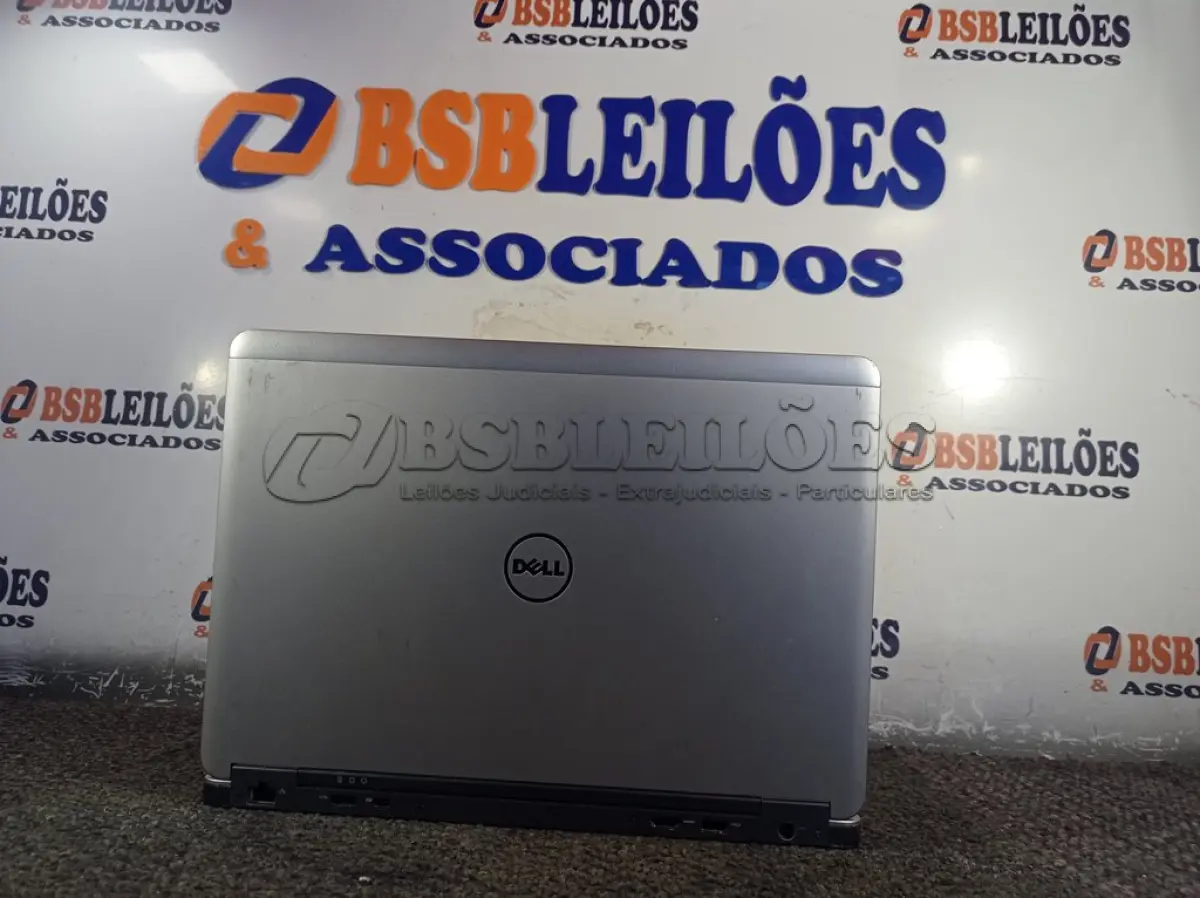LOTE 050 - 01 NOTEBOOK DELL LATITUDE E7440. (NO ESTADO) ATENÇÃO! FAZER A VISITAÇÃO ANTES DE ARREMATAR, NÃO SABEMOS SE FUNCIONA. LEILÃO NÃO TEM GARANTIA E NEM DEVOLUÇÃO, SUJEITO A POSSÍVEIS AVARIAS VISÍVEIS/OCULTAS E/OU AUSÊNCIA DE COMPONENTES.