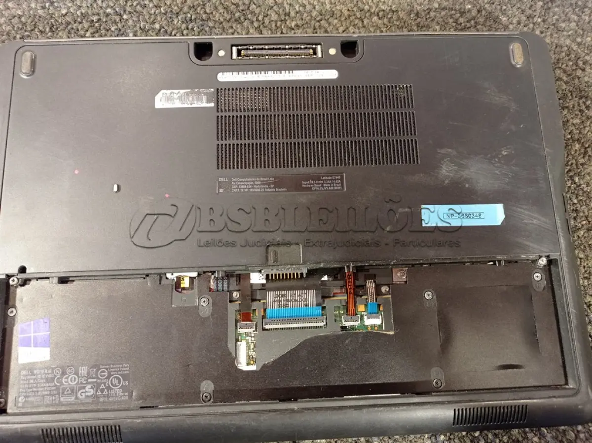 LOTE 090 - 01 NOTEBOOK MARCA DELL LATITUDE E7440. (NO ESTADO) ATENÇÃO! FAZER A VISITAÇÃO ANTES DE ARREMATAR, NÃO SABEMOS SE FUNCIONA. LEILÃO NÃO TEM GARANTIA E NEM DEVOLUÇÃO, SUJEITO A POSSÍVEIS AVARIAS VISÍVEIS/OCULTAS E/OU AUSÊNCIA DE COMPONENTES.