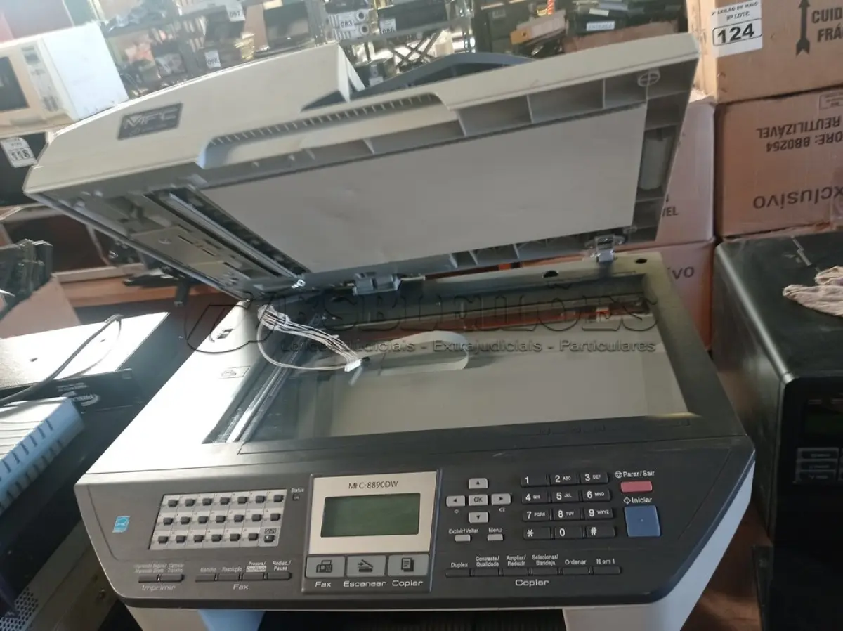 LOTE 182 - 01 IMPRESSORA MULTIFUNCIONAL MARCA BROTHER MODELO MFC-8890DW. (NO ESTADO) ATENÇÃO! FAZER A VISITAÇÃO ANTES DE ARREMATAR, NÃO SABEMOS SE FUNCIONA. LEILÃO NÃO TEM GARANTIA E NEM DEVOLUÇÃO, SUJEITO A POSSÍVEIS AVARIAS VISÍVEIS/OCULTAS E/OU AUSÊNCIA DE COMPONENTES.