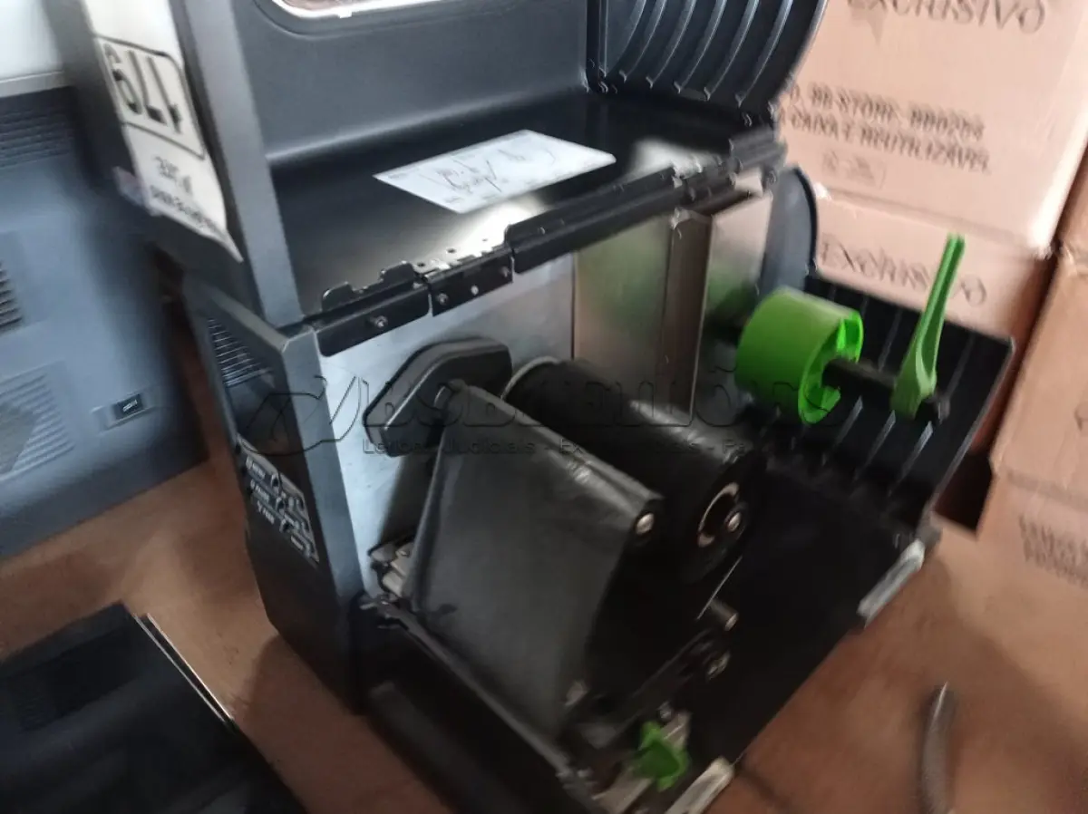 LOTE 179 - 01 IMPRESSORA DE ETIQUETAS MARCA TSC. (NO ESTADO) ATENÇÃO! FAZER A VISITAÇÃO ANTES DE ARREMATAR, NÃO SABEMOS SE FUNCIONA. LEILÃO NÃO TEM GARANTIA E NEM DEVOLUÇÃO, SUJEITO A POSSÍVEIS AVARIAS VISÍVEIS/OCULTAS E/OU AUSÊNCIA DE COMPONENTES.