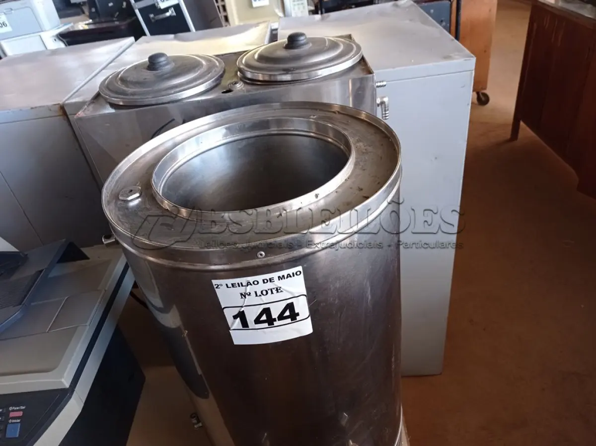 LOTE 144