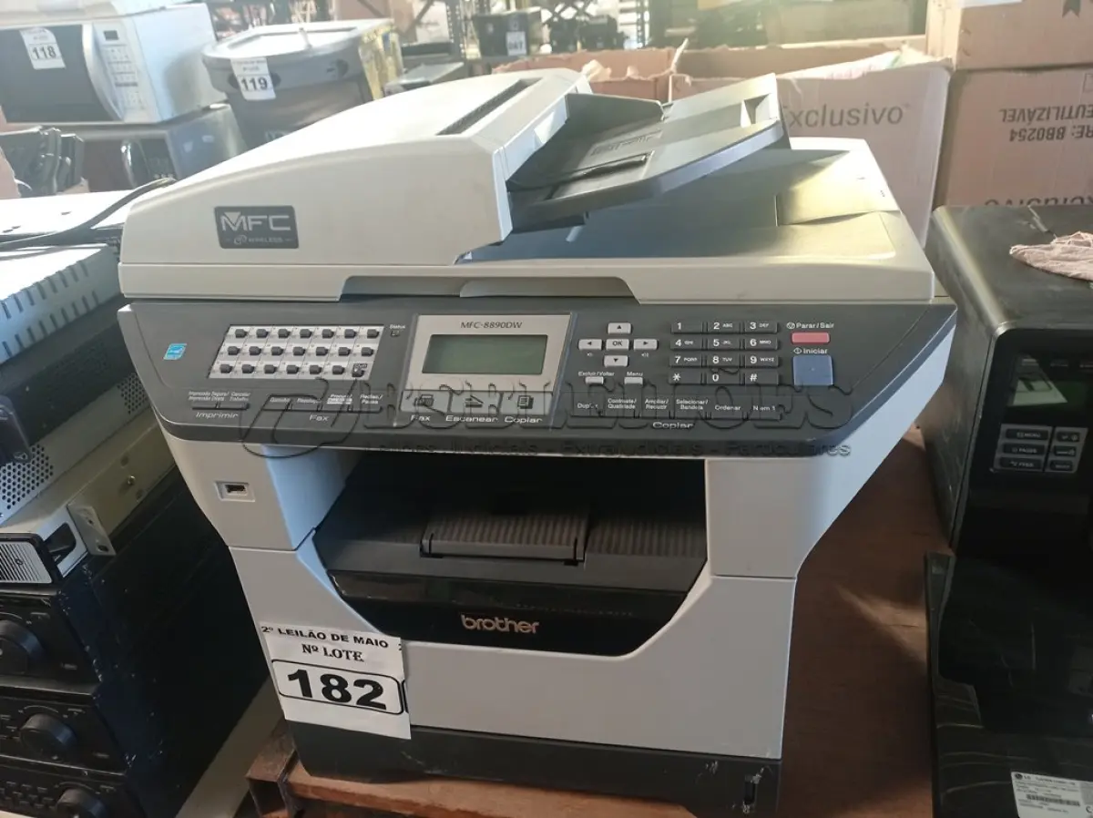 LOTE 182 - 01 IMPRESSORA MULTIFUNCIONAL MARCA BROTHER MODELO MFC-8890DW. (NO ESTADO) ATENÇÃO! FAZER A VISITAÇÃO ANTES DE ARREMATAR, NÃO SABEMOS SE FUNCIONA. LEILÃO NÃO TEM GARANTIA E NEM DEVOLUÇÃO, SUJEITO A POSSÍVEIS AVARIAS VISÍVEIS/OCULTAS E/OU AUSÊNCIA DE COMPONENTES.