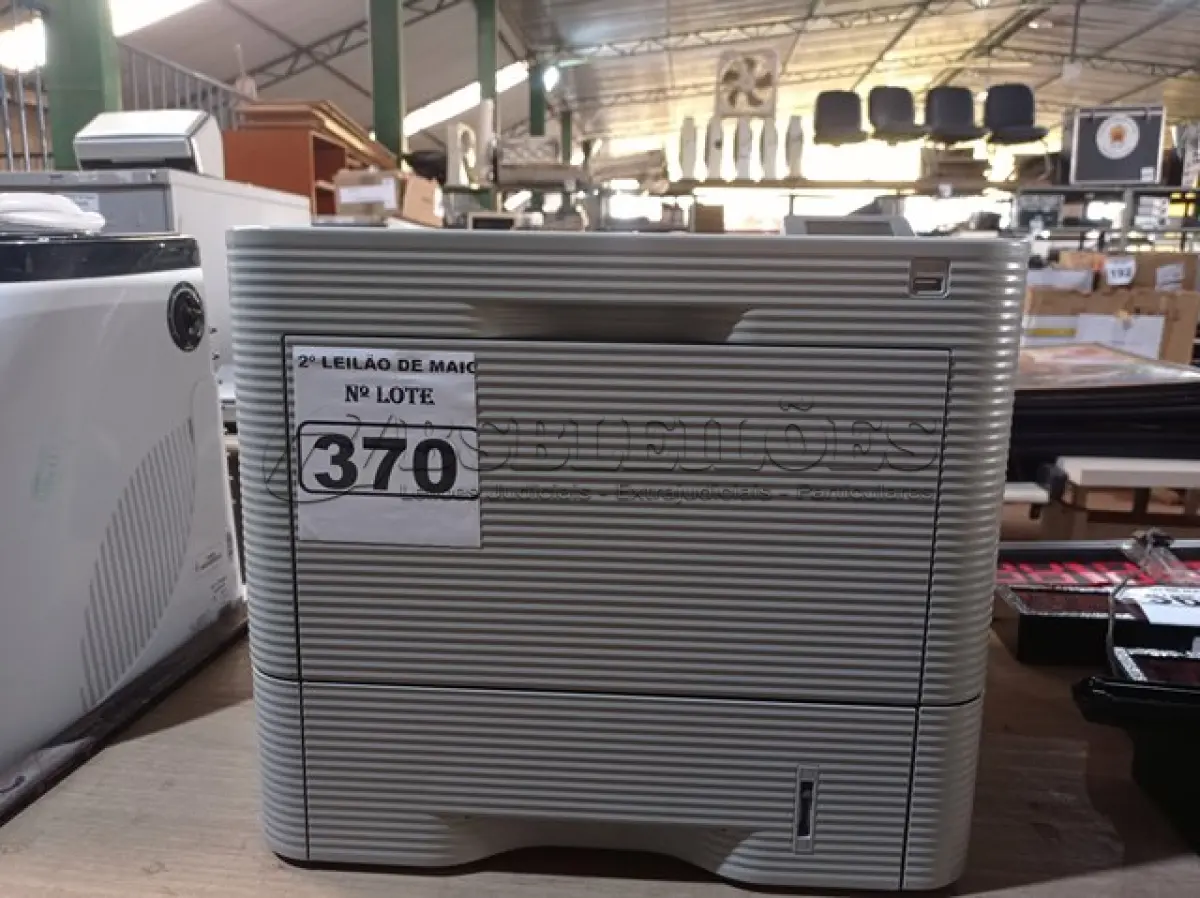 LOTE 370 - 01 IMPRESSORA MARCA SAMSUNG MODELO ML-5010ND. (NO ESTADO) ATENÇÃO! FAZER A VISITAÇÃO ANTES DE ARREMATAR, NÃO SABEMOS SE FUNCIONA. LEILÃO NÃO TEM GARANTIA E NEM DEVOLUÇÃO, SUJEITO A POSSÍVEIS AVARIAS VISÍVEIS/OCULTAS E/OU AUSÊNCIA DE COMPONENTES.