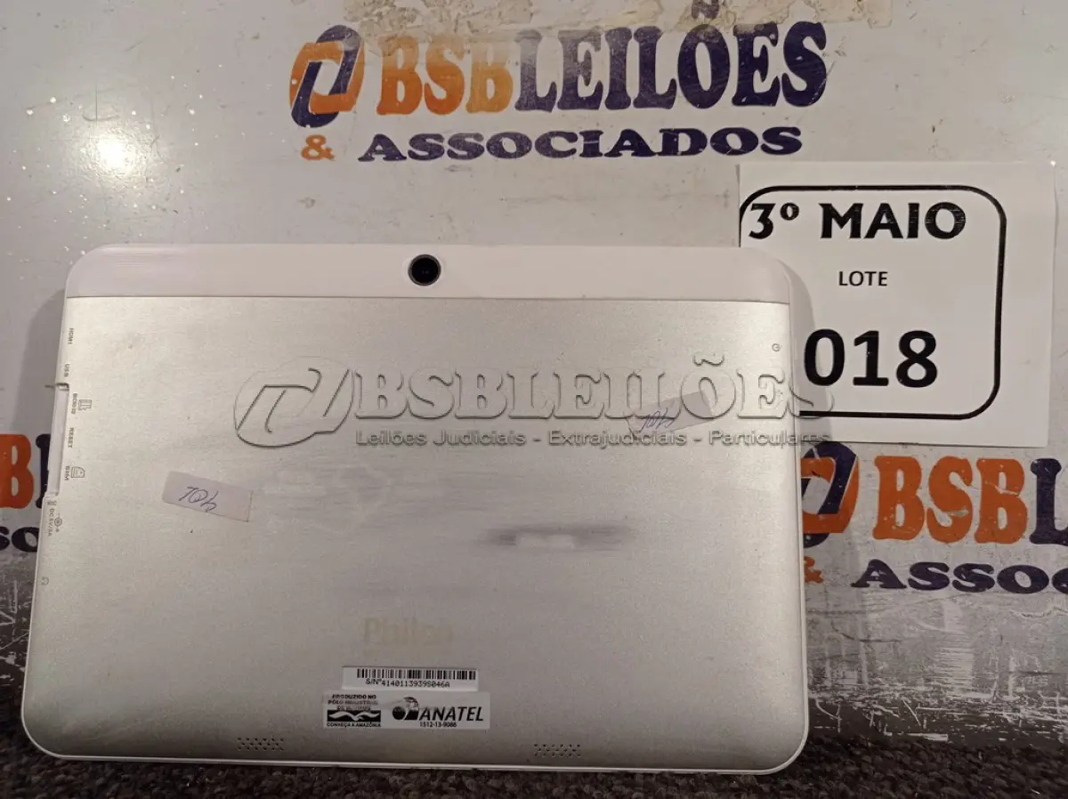 LOTE 018 - 1 WORKTAB Q10 SEM CARREGADOR MARCA PHILCO. (NO ESTADO) ATENÇÃO! FAZER A VISITAÇÃO ANTES DE ARREMATAR, NÃO SABEMOS SE FUNCIONA. LEILÃO NÃO TEM GARANTIA E NEM DEVOLUÇÃO, SUJEITO A POSSÍVEIS AVARIAS VISÍVEIS/OCULTAS E/OU AUSÊNCIA DE COMPONENTES.