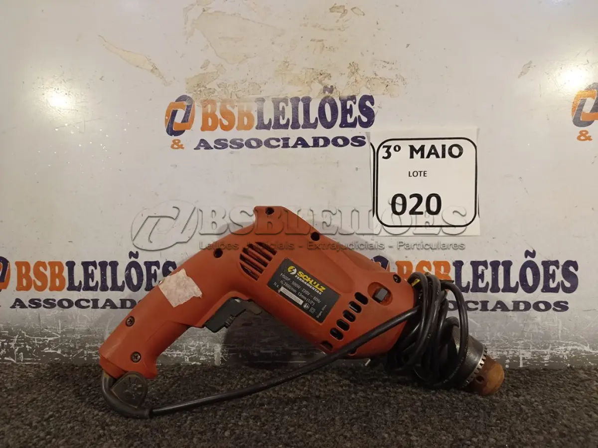 LOTE 020 - 01 PARAFUSADEIRA/FURADEIRA MARCA SCHUZ 220V. (NO ESTADO) ATENÇÃO! FAZER A VISITAÇÃO ANTES DE ARREMATAR, NÃO SABEMOS SE FUNCIONA. LEILÃO NÃO TEM GARANTIA E NEM DEVOLUÇÃO, SUJEITO A POSSÍVEIS AVARIAS VISÍVEIS/OCULTAS E/OU AUSÊNCIA DE COMPONENTES.