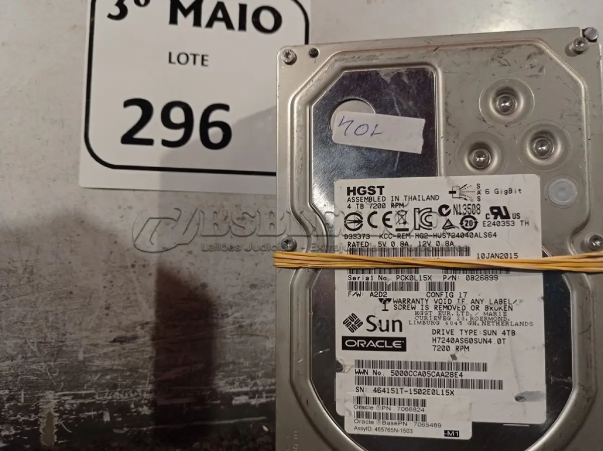 LOTE 296 - 04 HD’S PARA PC DE 4TB. (NO ESTADO) ATENÇÃO! FAZER A VISITAÇÃO ANTES DE ARREMATAR, NÃO SABEMOS SE FUNCIONA. LEILÃO NÃO TEM GARANTIA E NEM DEVOLUÇÃO, SUJEITO A POSSÍVEIS AVARIAS VISÍVEIS/OCULTAS E/OU AUSÊNCIA DE COMPONENTES.