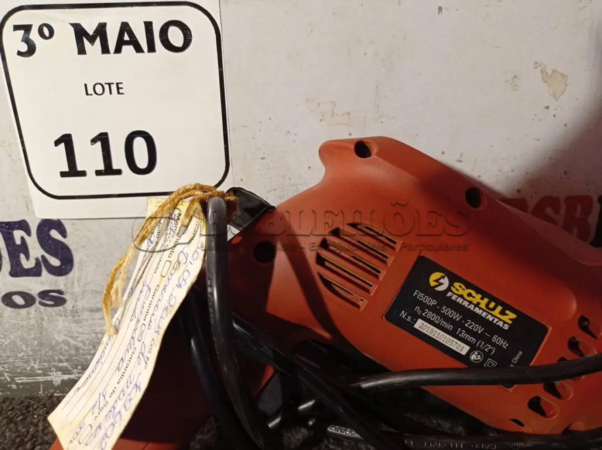 LOTE 110 - 01 PARAFUSADEIRA/FURADEIRA MARCA SCHUZ 220V. (NO ESTADO) ATENÇÃO! FAZER A VISITAÇÃO ANTES DE ARREMATAR, NÃO SABEMOS SE FUNCIONA. LEILÃO NÃO TEM GARANTIA E NEM DEVOLUÇÃO, SUJEITO A POSSÍVEIS AVARIAS VISÍVEIS/OCULTAS E/OU AUSÊNCIA DE COMPONENTES.