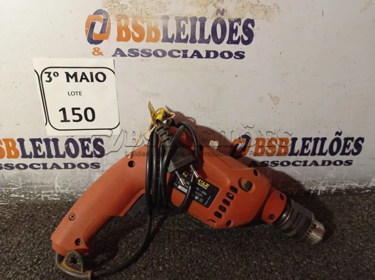 LOTE 150 - 01 PARAFUSADEIRA/FURADEIRA MARCA SCHUZ 220V. (NO ESTADO) ATENÇÃO! FAZER A VISITAÇÃO ANTES DE ARREMATAR, NÃO SABEMOS SE FUNCIONA. LEILÃO NÃO TEM GARANTIA E NEM DEVOLUÇÃO, SUJEITO A POSSÍVEIS AVARIAS VISÍVEIS/OCULTAS E/OU AUSÊNCIA DE COMPONENTES.