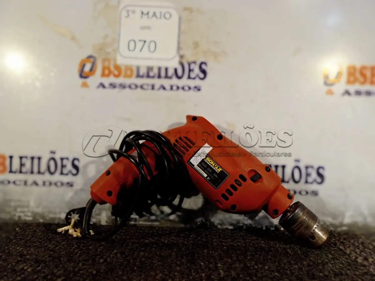 LOTE 070