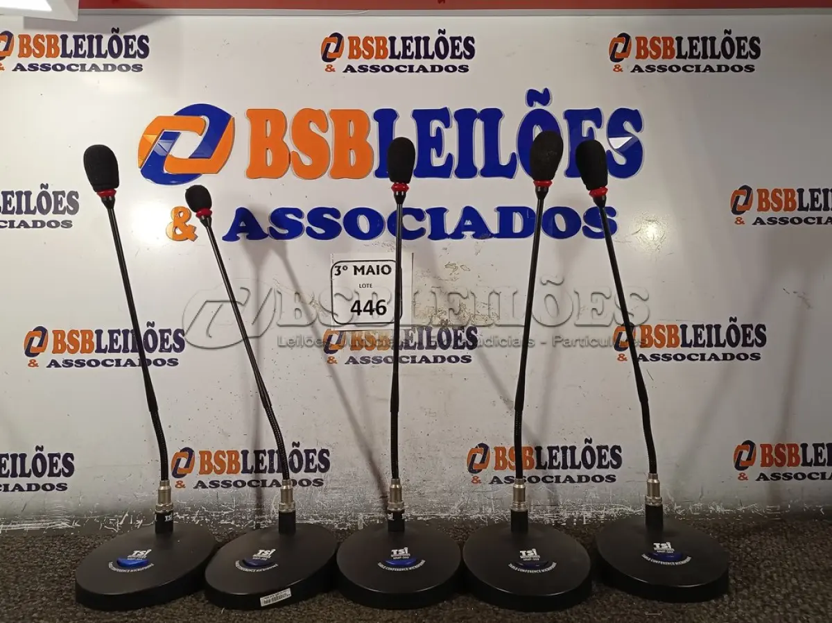 LOTE 446 - 05 MICROFONES DE MESA TSI MMF-302. (NO ESTADO) ATENÇÃO! FAZER A VISITAÇÃO ANTES DE ARREMATAR, NÃO SABEMOS SE FUNCIONA. LEILÃO NÃO TEM GARANTIA E NEM DEVOLUÇÃO, SUJEITO A POSSÍVEIS AVARIAS VISÍVEIS/OCULTAS E/OU AUSÊNCIA DE COMPONENTES.