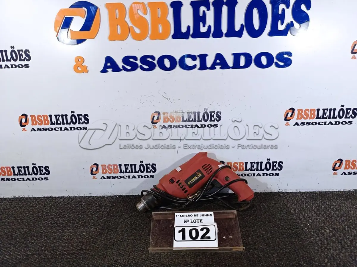 LOTE 102 - 01 PARAFUSADEIRA/FURADEIRA MARCA SCHUZ 220V. (NO ESTADO) ATENÇÃO! FAZER A VISITAÇÃO ANTES DE ARREMATAR, NÃO SABEMOS SE FUNCIONA. LEILÃO NÃO TEM GARANTIA E NEM DEVOLUÇÃO, SUJEITO A POSSÍVEIS AVARIAS VISÍVEIS/OCULTAS E/OU AUSÊNCIA DE COMPONENTES.