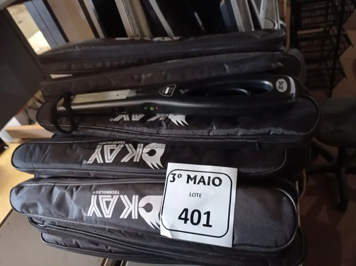 LOTE 401 - 20 DETECTORES DE METAL. (NO ESTADO) ATENÇÃO! FAZER A VISITAÇÃO ANTES DE ARREMATAR, NÃO SABEMOS SE FUNCIONA. LEILÃO NÃO TEM GARANTIA E NEM DEVOLUÇÃO, SUJEITO A POSSÍVEIS AVARIAS VISÍVEIS/OCULTAS E/OU AUSÊNCIA DE COMPONENTES.