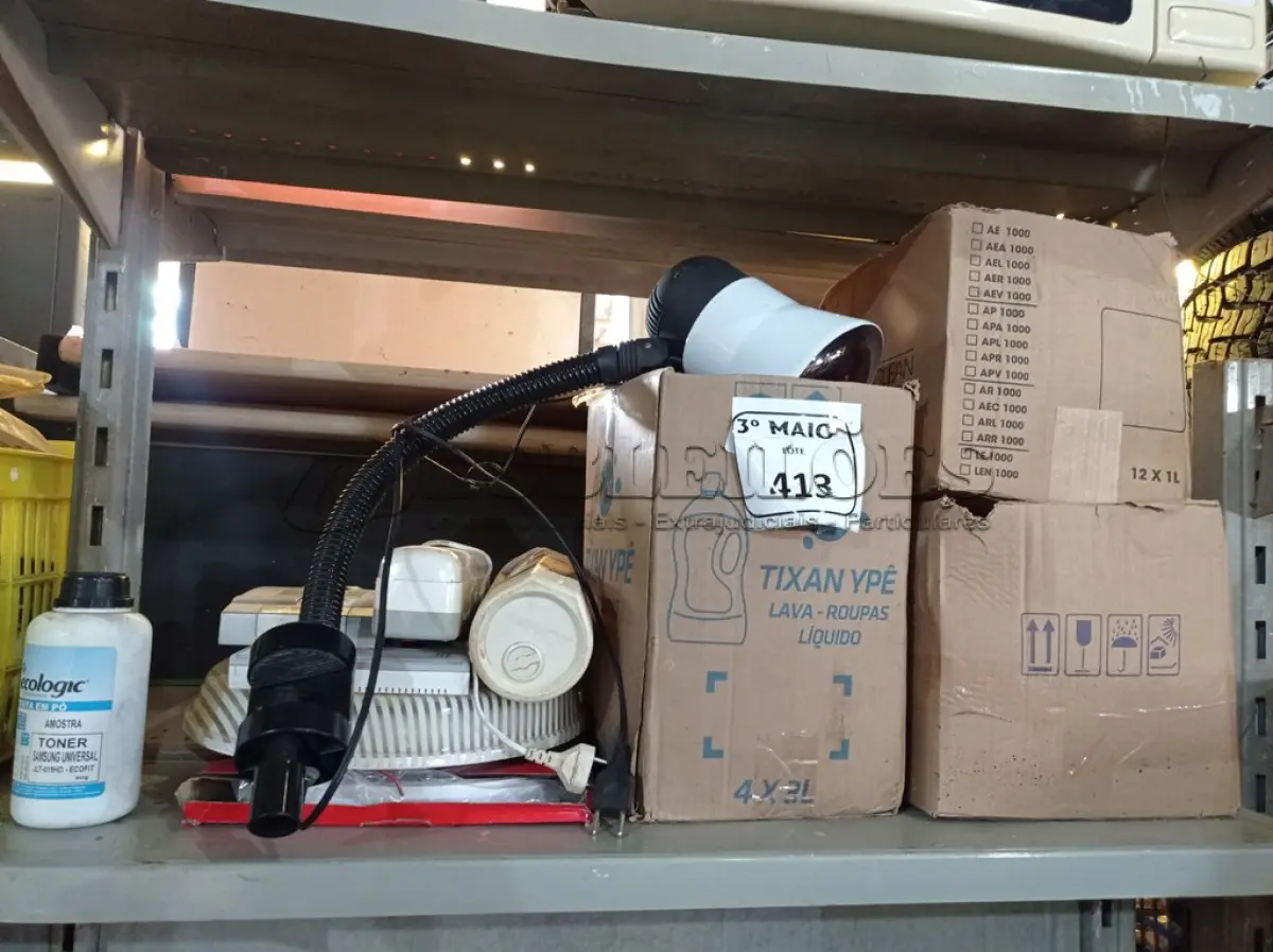 LOTE 413 - 01 LOTE DE MATERIAIS ELÉTRICOS E DIVERSOS. (NO ESTADO) ATENÇÃO! FAZER A VISITAÇÃO ANTES DE ARREMATAR, NÃO SABEMOS SE FUNCIONA. LEILÃO NÃO TEM GARANTIA E NEM DEVOLUÇÃO, SUJEITO A POSSÍVEIS AVARIAS VISÍVEIS/OCULTAS E/OU AUSÊNCIA DE COMPONENTES.