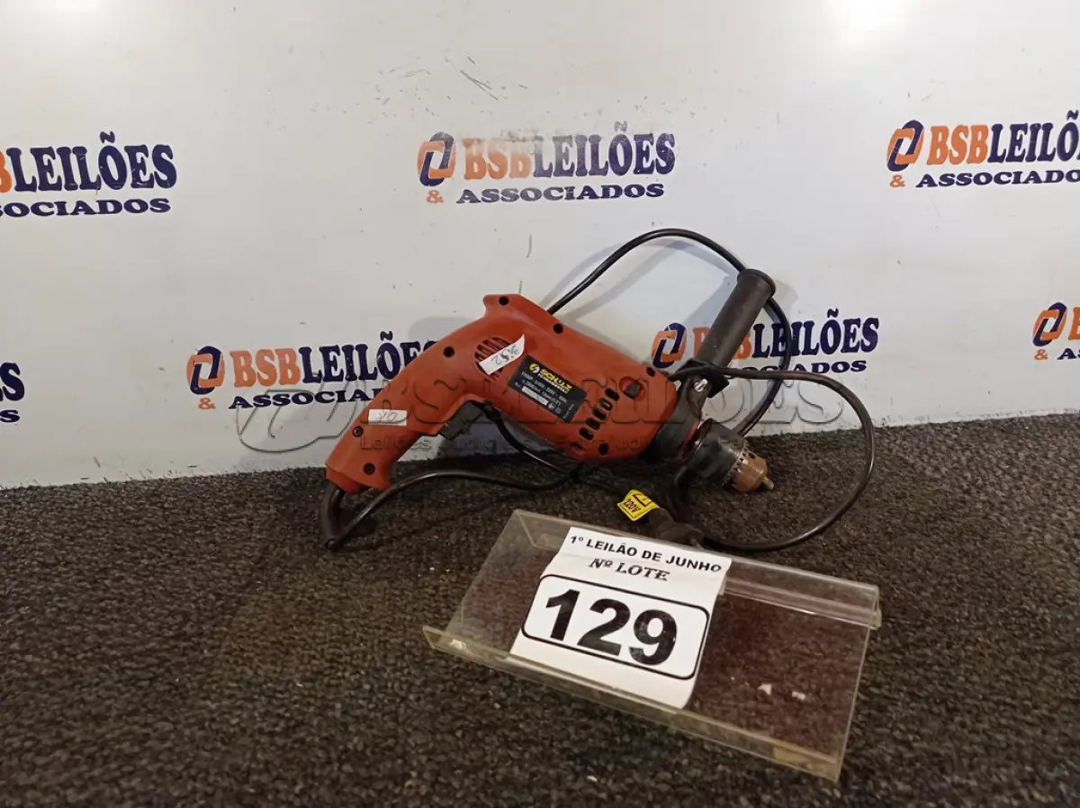 LOTE 129 - 01 PARAFUSADEIRA/FURADEIRA MARCA SCHUZ 220V. (NO ESTADO) ATENÇÃO! FAZER A VISITAÇÃO ANTES DE ARREMATAR, NÃO SABEMOS SE FUNCIONA. LEILÃO NÃO TEM GARANTIA E NEM DEVOLUÇÃO, SUJEITO A POSSÍVEIS AVARIAS VISÍVEIS/OCULTAS E/OU AUSÊNCIA DE COMPONENTES.