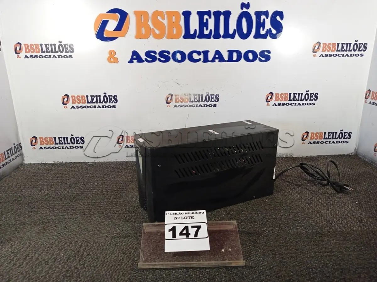 LOTE 147 - 01 NOBREAK 1400VA MARCA ENERMAX POWER GUARD. (LIGANDO) (NO ESTADO) ATENÇÃO! FAZER A VISITAÇÃO ANTES DE ARREMATAR, NÃO SABEMOS SE FUNCIONA. LEILÃO NÃO TEM GARANTIA E NEM DEVOLUÇÃO, SUJEITO A POSSÍVEIS AVARIAS VISÍVEIS/OCULTAS E/OU AUSÊNCIA DE COMPONENTES.