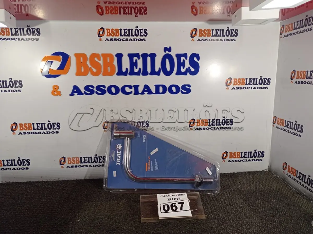 LOTE 067