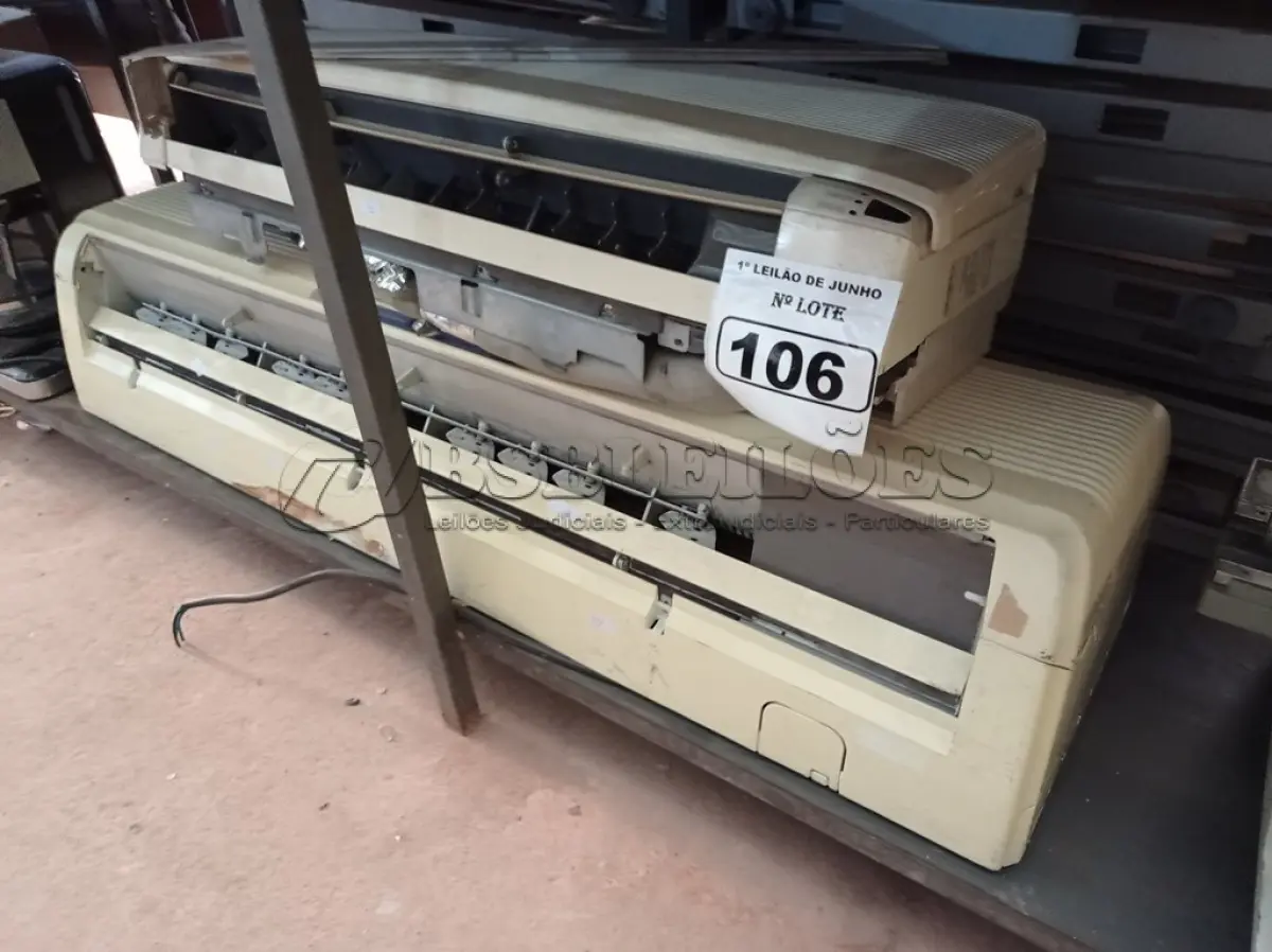 LOTE 106 - 02 EVAPORADORAS MARCAS E MODELOS DIVERSOS. (NO ESTADO) ATENÇÃO! FAZER A VISITAÇÃO ANTES DE ARREMATAR, NÃO SABEMOS SE FUNCIONA. LEILÃO NÃO TEM GARANTIA E NEM DEVOLUÇÃO, SUJEITO A POSSÍVEIS AVARIAS VISÍVEIS/OCULTAS E/OU AUSÊNCIA DE COMPONENTES.