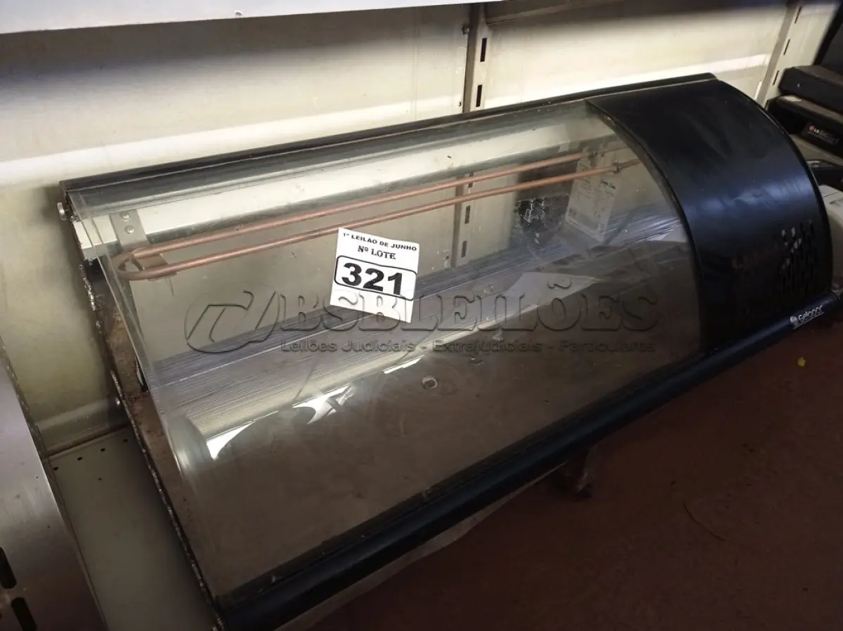 LOTE 321 - 01 ESTUFA REFRIGERADA, MODELO: VGRB-120/160/210 MARCA GELOPAR. (NO ESTADO) ATENÇÃO! FAZER A VISITAÇÃO ANTES DE ARREMATAR, NÃO SABEMOS SE FUNCIONA. LEILÃO NÃO TEM GARANTIA E NEM DEVOLUÇÃO, SUJEITO A POSSÍVEIS AVARIAS VISÍVEIS/OCULTAS E/OU AUSÊNCIA DE COMPONENTES.