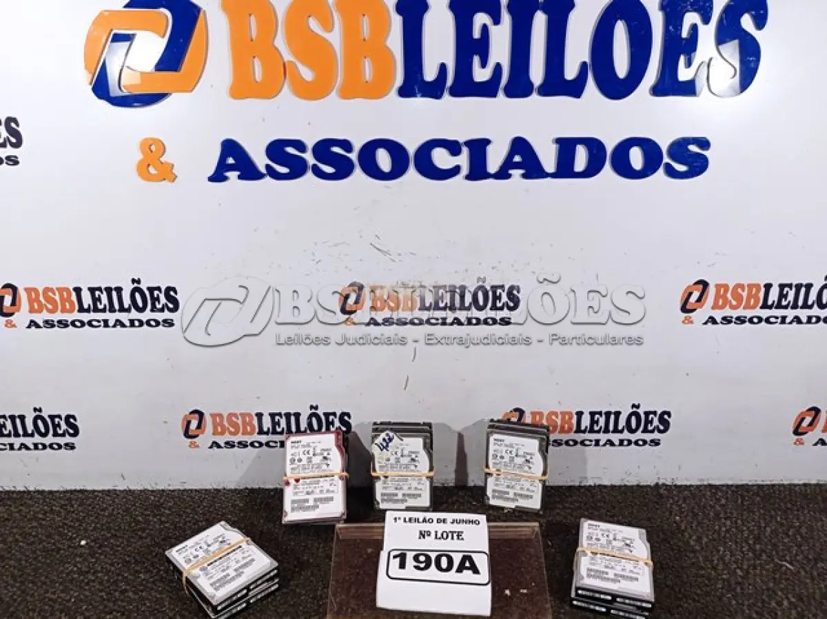 LOTE 190 - 10 HD'S PARA SERVIDOR DE 600GB CADA. (NO ESTADO) ATENÇÃO! FAZER A VISITAÇÃO ANTES DE ARREMATAR, NÃO SABEMOS SE FUNCIONA. LEILÃO NÃO TEM GARANTIA E NEM DEVOLUÇÃO, SUJEITO A POSSÍVEIS AVARIAS VISÍVEIS/OCULTAS E/OU AUSÊNCIA DE COMPONENTES.