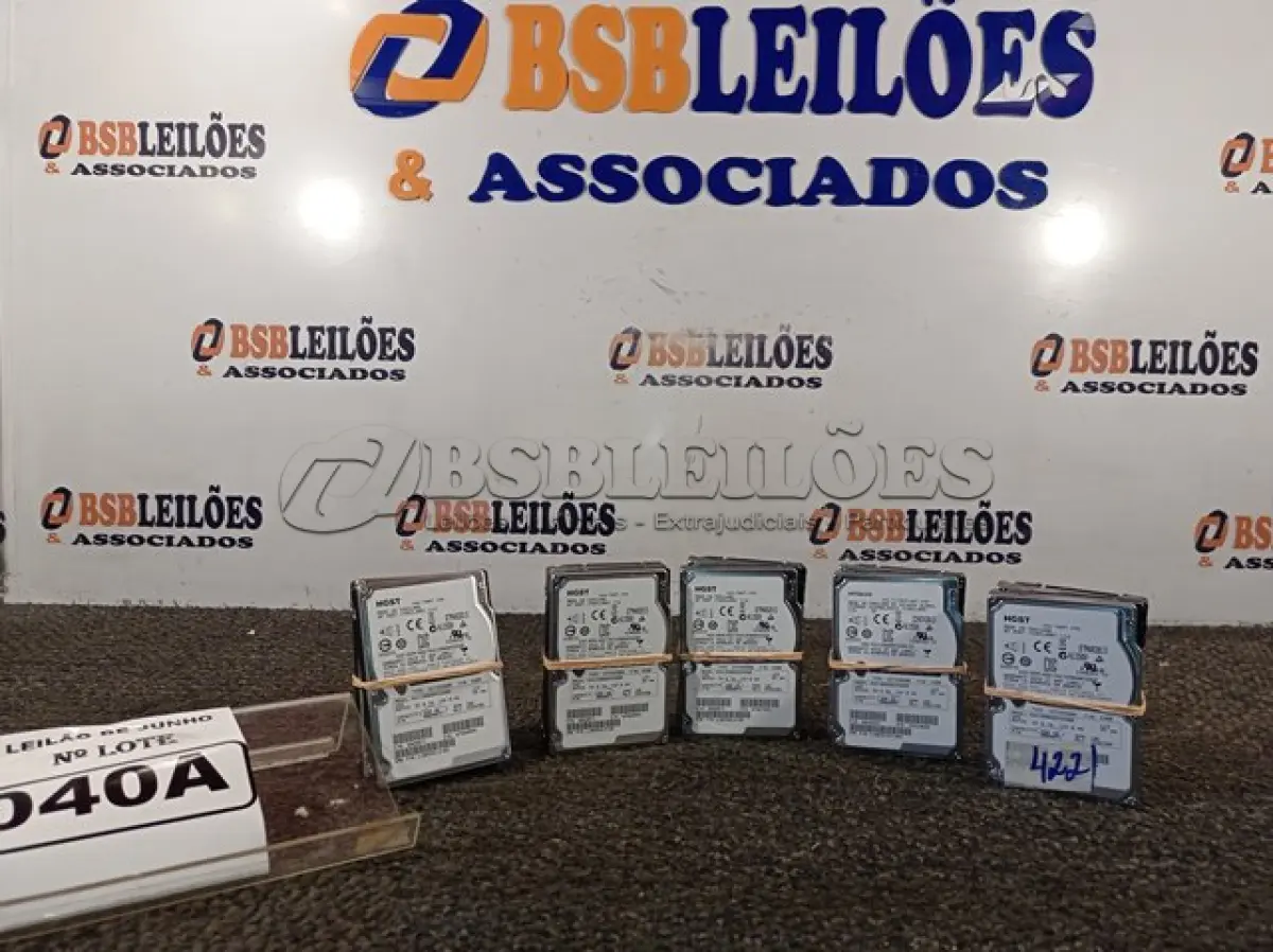 LOTE 040 - 10 HD'S PARA SERVIDOR DE 600GB CADA. (NO ESTADO) ATENÇÃO! FAZER A VISITAÇÃO ANTES DE ARREMATAR, NÃO SABEMOS SE FUNCIONA. LEILÃO NÃO TEM GARANTIA E NEM DEVOLUÇÃO, SUJEITO A POSSÍVEIS AVARIAS VISÍVEIS/OCULTAS E/OU AUSÊNCIA DE COMPONENTES.