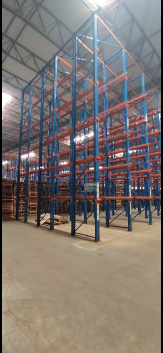 LOTE 494 - 01 DRIVE-IN PARA LOGÍSTICA COM 320 POSIÇÕES PARA 1.000,00 KG CADA POSIÇÃO (NO ESTADO) (RETIRADA EM GOIÂNIA - GO)