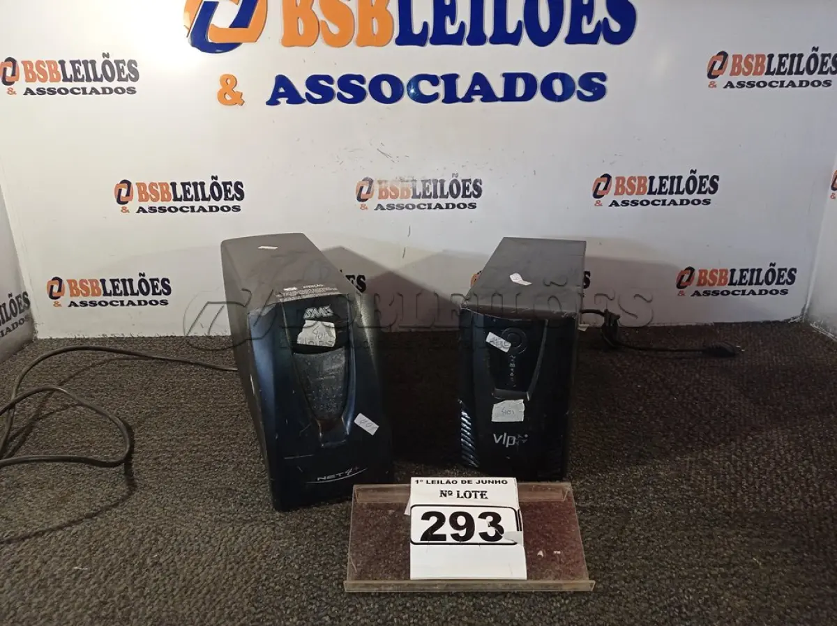 LOTE 293 - 02 NOBREAKS DE 1400VA. (NO ESTADO) ATENÇÃO! FAZER A VISITAÇÃO ANTES DE ARREMATAR, NÃO SABEMOS SE FUNCIONA. LEILÃO NÃO TEM GARANTIA E NEM DEVOLUÇÃO, SUJEITO A POSSÍVEIS AVARIAS VISÍVEIS/OCULTAS E/OU AUSÊNCIA DE COMPONENTES.