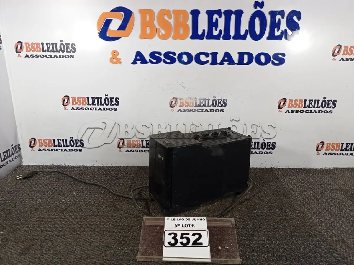 LOTE 352 - 01 ESTABILIZADOR DE 600VA MARCA ENERMAX. (NO ESTADO) ATENÇÃO! FAZER A VISITAÇÃO ANTES DE ARREMATAR, NÃO SABEMOS SE FUNCIONA. LEILÃO NÃO TEM GARANTIA E NEM DEVOLUÇÃO, SUJEITO A POSSÍVEIS AVARIAS VISÍVEIS/OCULTAS E/OU AUSÊNCIA DE COMPONENTES.