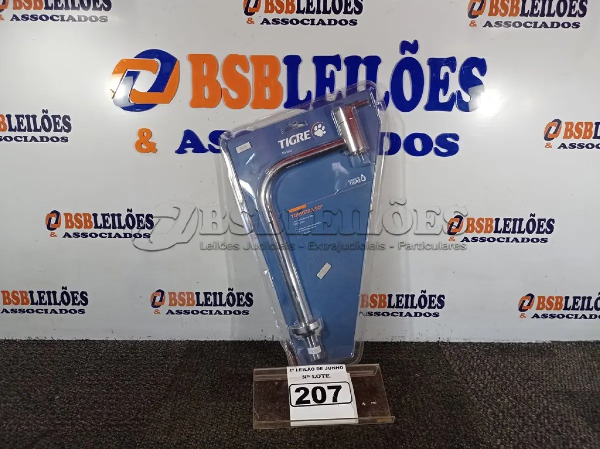 LOTE 207 - 01 TORNEIRA PARA LAVATÓRIO BANCADA ALTA GIOIA CR DN15 TIGRE. (NO ESTADO) ATENÇÃO! FAZER A VISITAÇÃO ANTES DE ARREMATAR, NÃO SABEMOS SE FUNCIONA. LEILÃO NÃO TEM GARANTIA E NEM DEVOLUÇÃO, SUJEITO A POSSÍVEIS AVARIAS VISÍVEIS/OCULTAS E/OU AUSÊNCIA DE COMPONENTES.