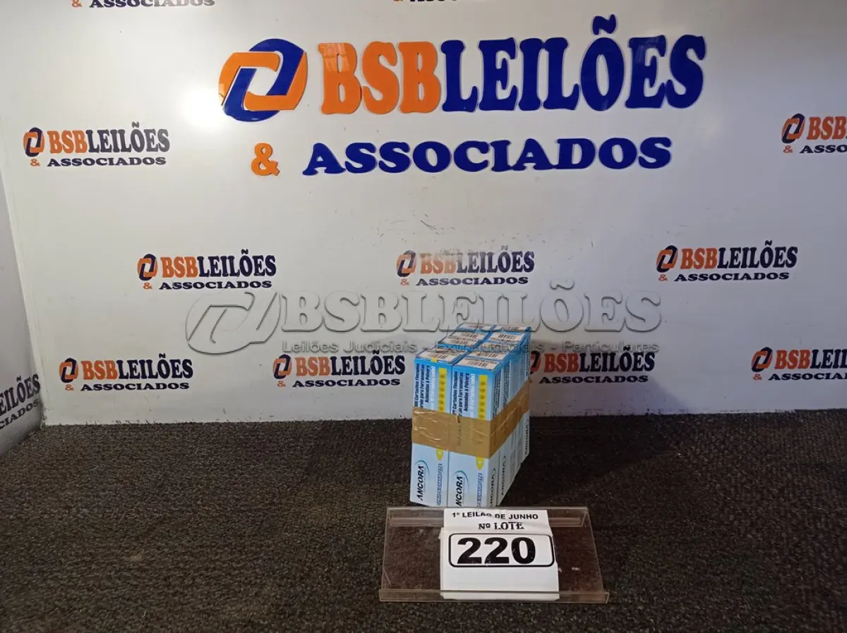 LOTE 220 - 01 LOTE COM 10 CAIXAS DE CARTUCHOS FINCAPINO MAGAZINADO AMARELO PARA FERRAMENTAS ACIONADAS A PÓLVORA MARCA ANCORA. (NO ESTADO) ATENÇÃO! FAZER A VISITAÇÃO ANTES DE ARREMATAR, NÃO SABEMOS SE FUNCIONA. LEILÃO NÃO TEM GARANTIA E NEM DEVOLUÇÃO, SUJEITO A POSSÍVEIS AVARIAS VISÍVEIS/OCULTAS E/OU AUSÊNCIA DE COMPONENTES.