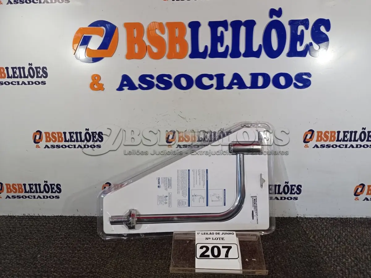 LOTE 207