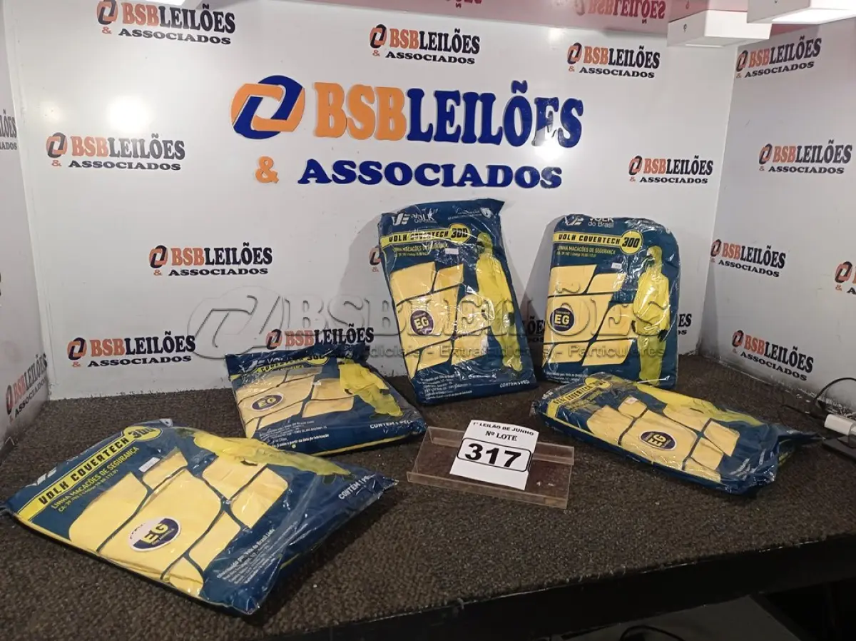 LOTE 317 - 01 LOTE COM 05 MACACÕES VOLH COVERTECH 300, TAMANHO EG NA COR AMARELA. (NOVO) (NO ESTADO) ATENÇÃO! FAZER A VISITAÇÃO ANTES DE ARREMATAR, NÃO SABEMOS SE FUNCIONA. LEILÃO NÃO TEM GARANTIA E NEM DEVOLUÇÃO, SUJEITO A POSSÍVEIS AVARIAS VISÍVEIS/OCULTAS E/OU AUSÊNCIA DE COMPONENTES.