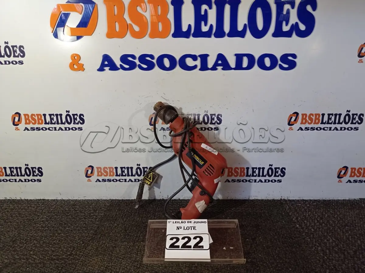 LOTE 222 - 01 PARAFUSADEIRA/FURADEIRA MARCA SCHUZ 220V. (NO ESTADO) ATENÇÃO! FAZER A VISITAÇÃO ANTES DE ARREMATAR, NÃO SABEMOS SE FUNCIONA. LEILÃO NÃO TEM GARANTIA E NEM DEVOLUÇÃO, SUJEITO A POSSÍVEIS AVARIAS VISÍVEIS/OCULTAS E/OU AUSÊNCIA DE COMPONENTES.